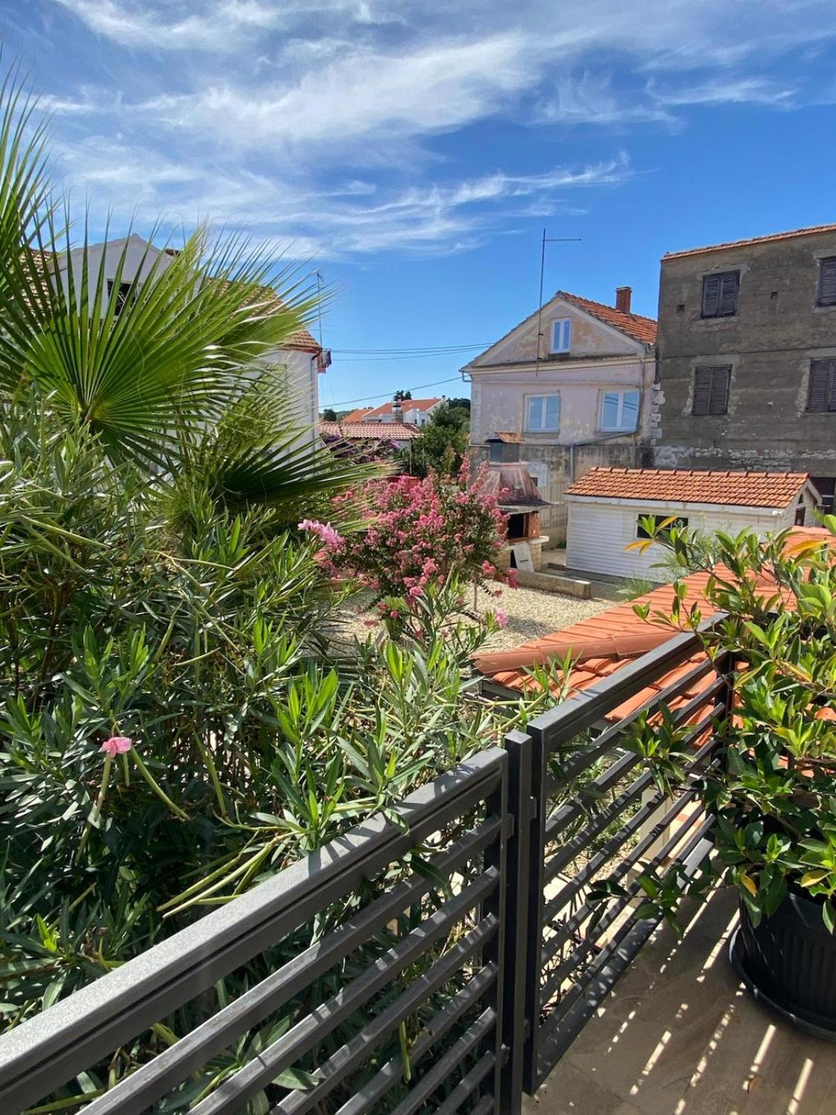 Casa Calle * Kali